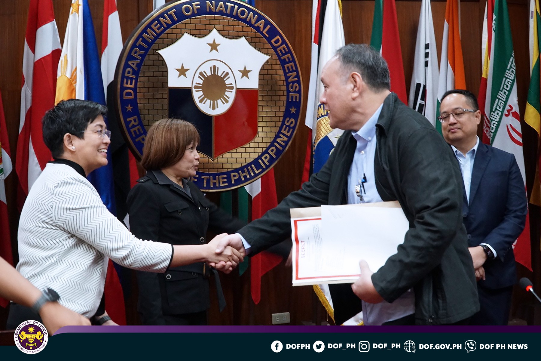 Econ team pays courtesy call to new Defense Secretary Teodoro Jr