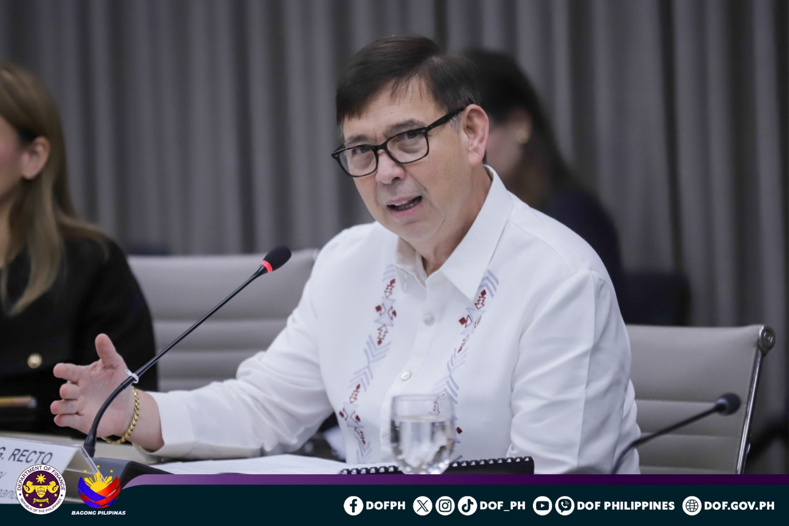 Read more about the article Recto meets with US officials to discuss strategic partnerships, closer cooperation to strengthen economic resiliency